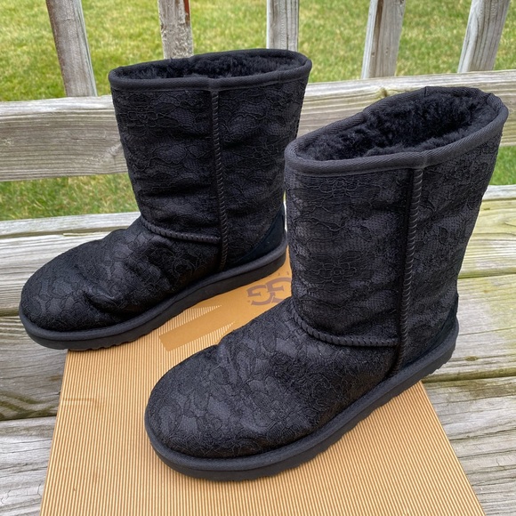 Used Uggs - Picture 3 of 9